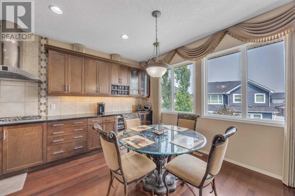 Single Family House for Sale in  Evanspark Circle NW Evanston Calgary 