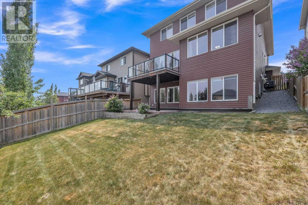 Single Family House for Sale in  Evanspark Circle NW Evanston Calgary 