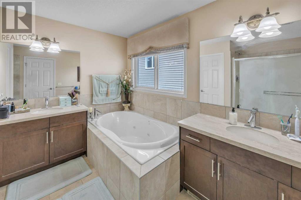 Single Family House for Sale in  Evanspark Circle NW Evanston Calgary 