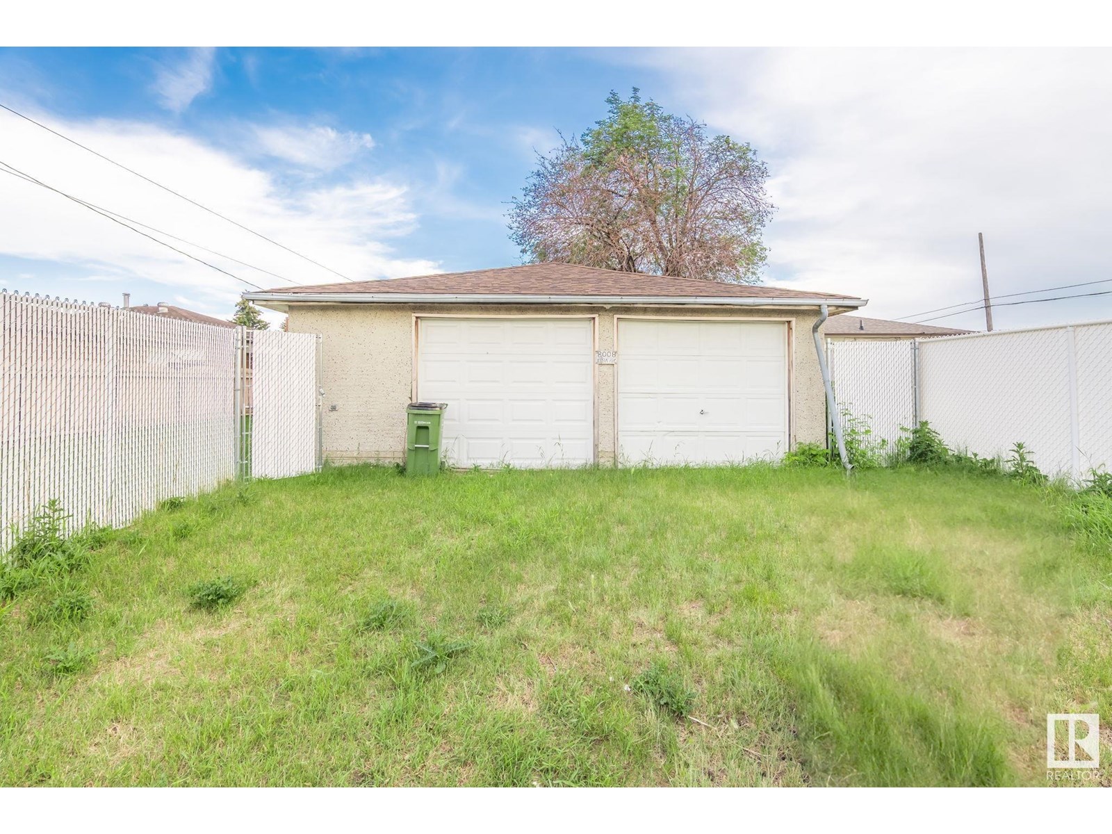 Photo 31 of 8008 129 A Av Nw, Edmonton AB