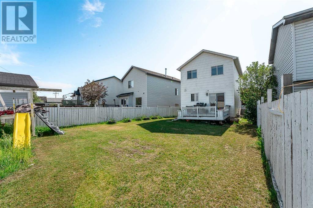 Single Family House for Sale in  MARTIN CROSSING Way NE Martindale Calgary 