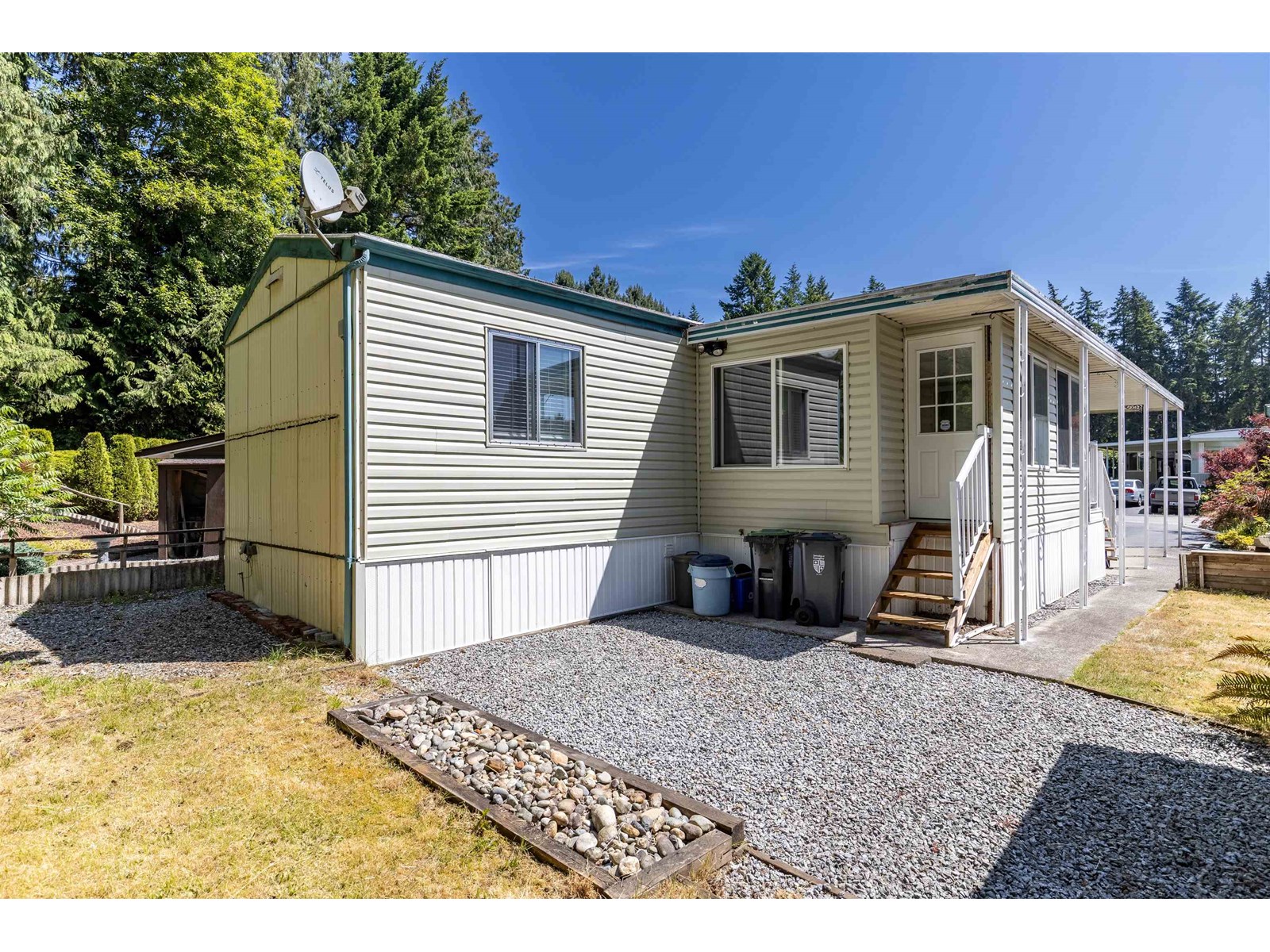 Photo 24 of 8 2315 198 Street, Langley BC