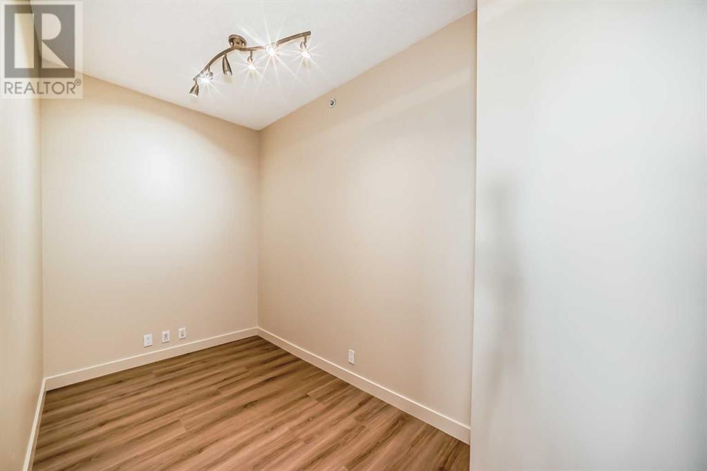Single Family House for Sale in   Horton Road SW Haysboro Calgary 