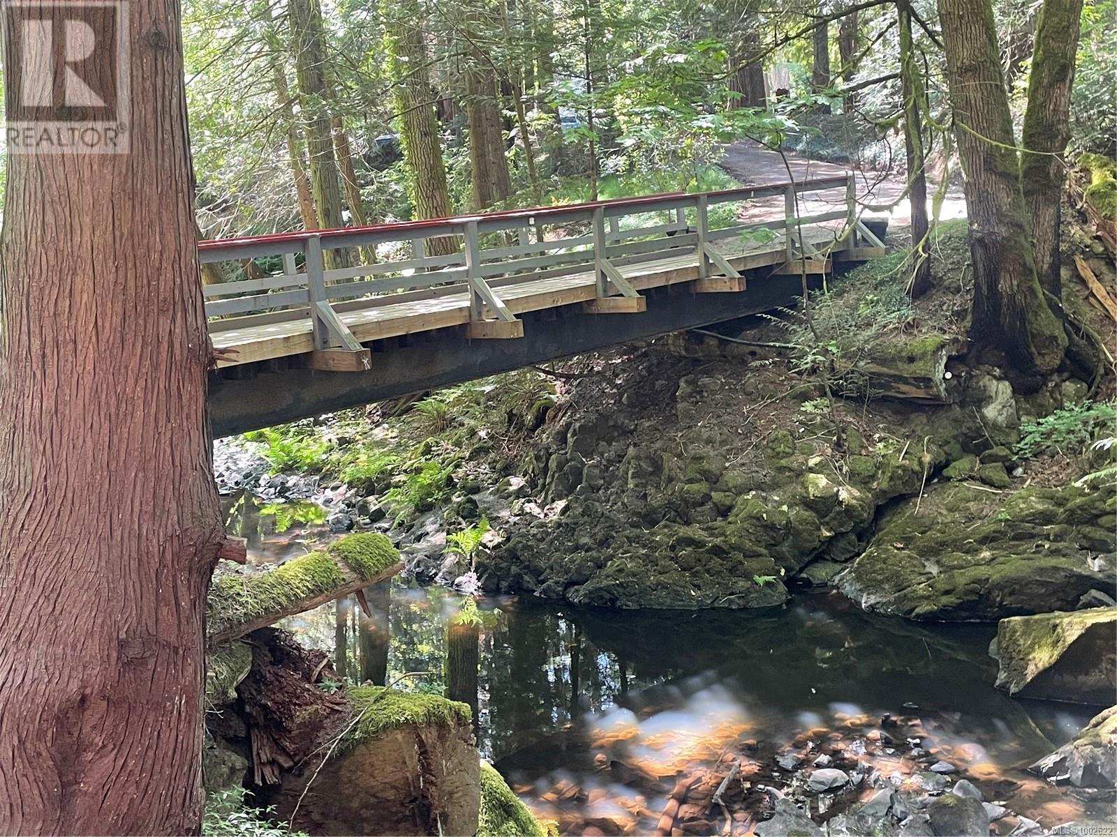 Photo 14 of 1078 Brookview Dr, Metchosin BC