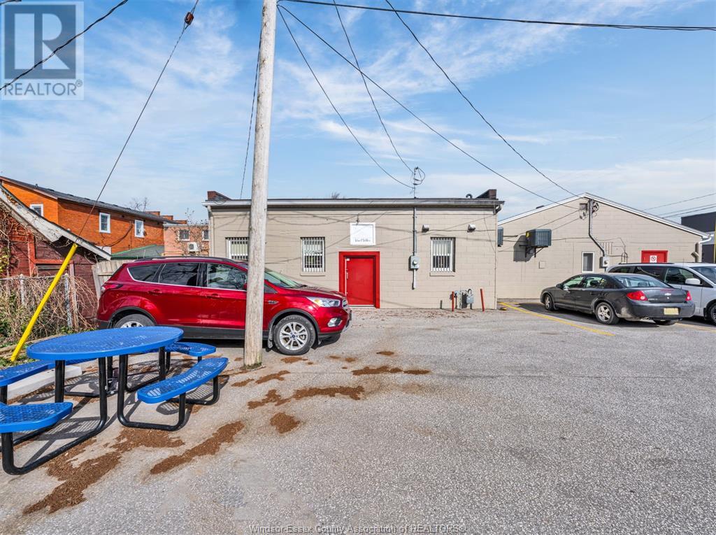 Photo 17 of 22 B Centre Street, Essex ON