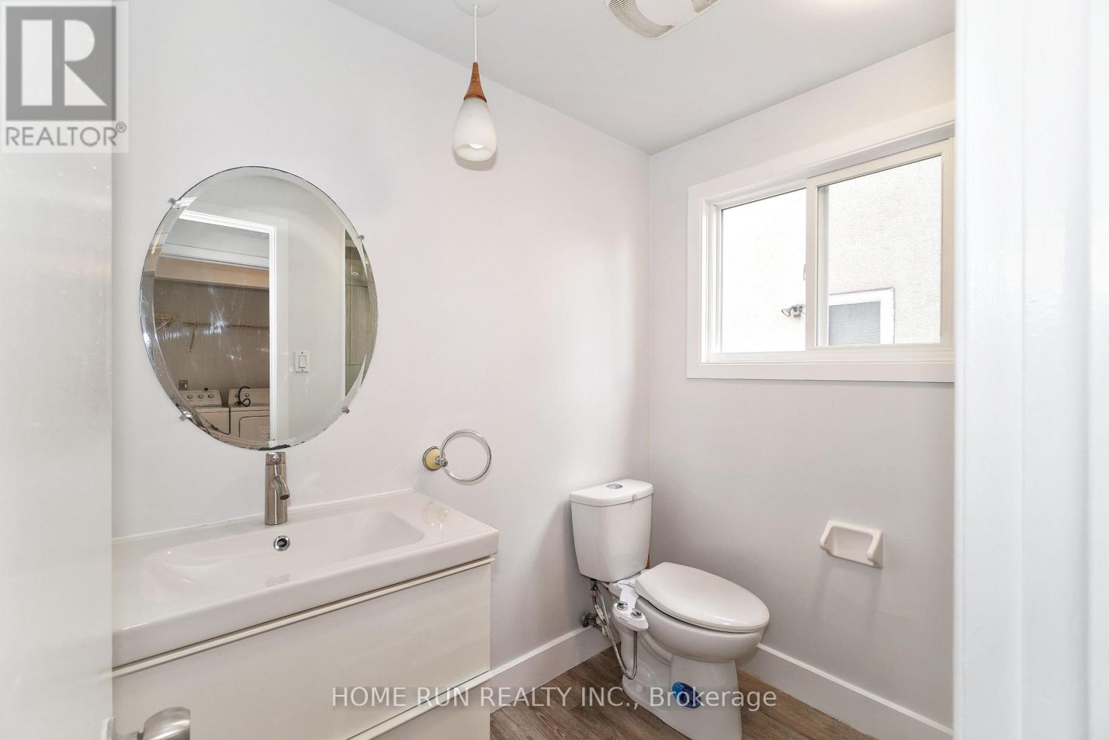 Photo 4 of 1292 Meadowlands Drive E, Ottawa ON