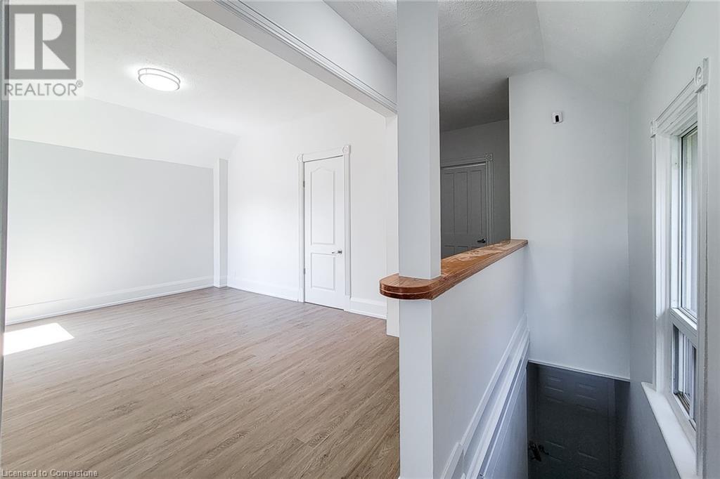 Photo 18 of 114 Tisdale Street N Unit Upper, Hamilton ON