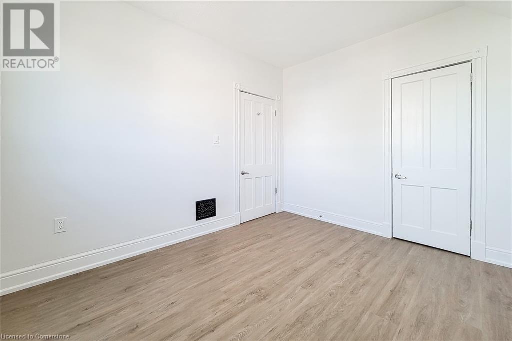 Photo 6 of 114 Tisdale Street N Unit Upper, Hamilton ON