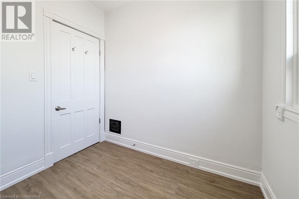 Photo 5 of 114 Tisdale Street N Unit Upper, Hamilton ON