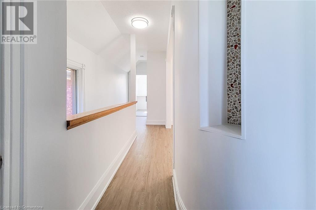 Photo 22 of 114 Tisdale Street N Unit Upper, Hamilton ON