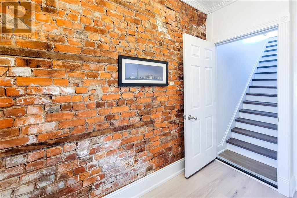 Photo 3 of 114 Tisdale Street N Unit Upper, Hamilton ON