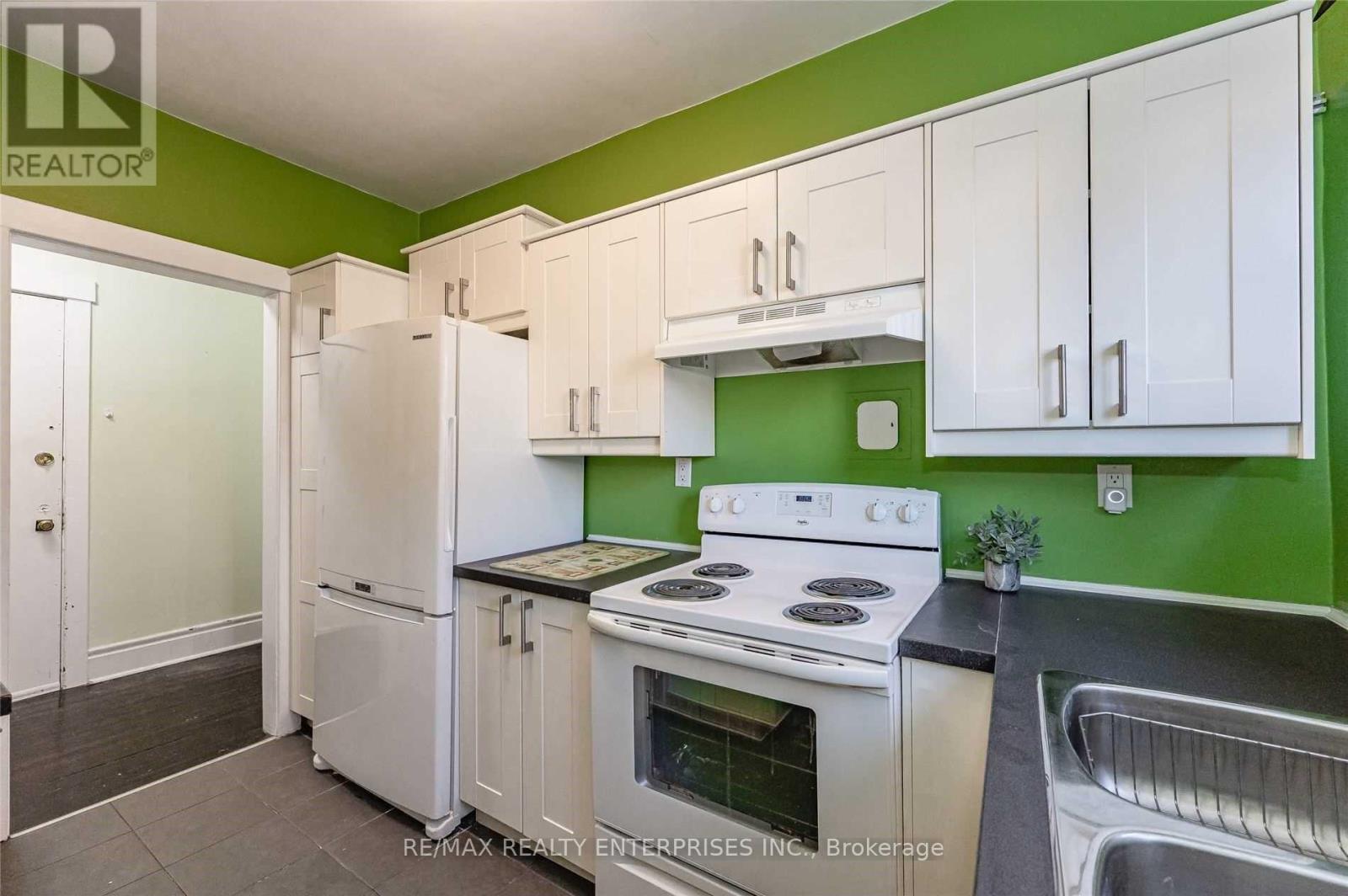 Photo 12 of 6 285 King Street, Hamilton ON