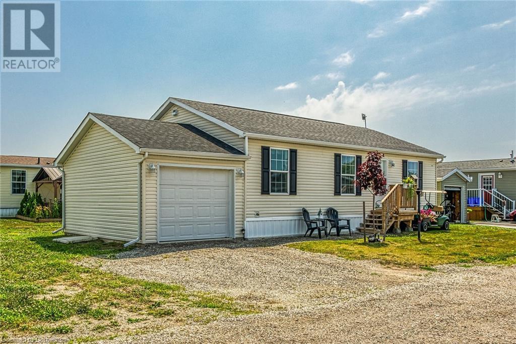 Photo 2 of 10 Marsh Cove, Nanticoke ON