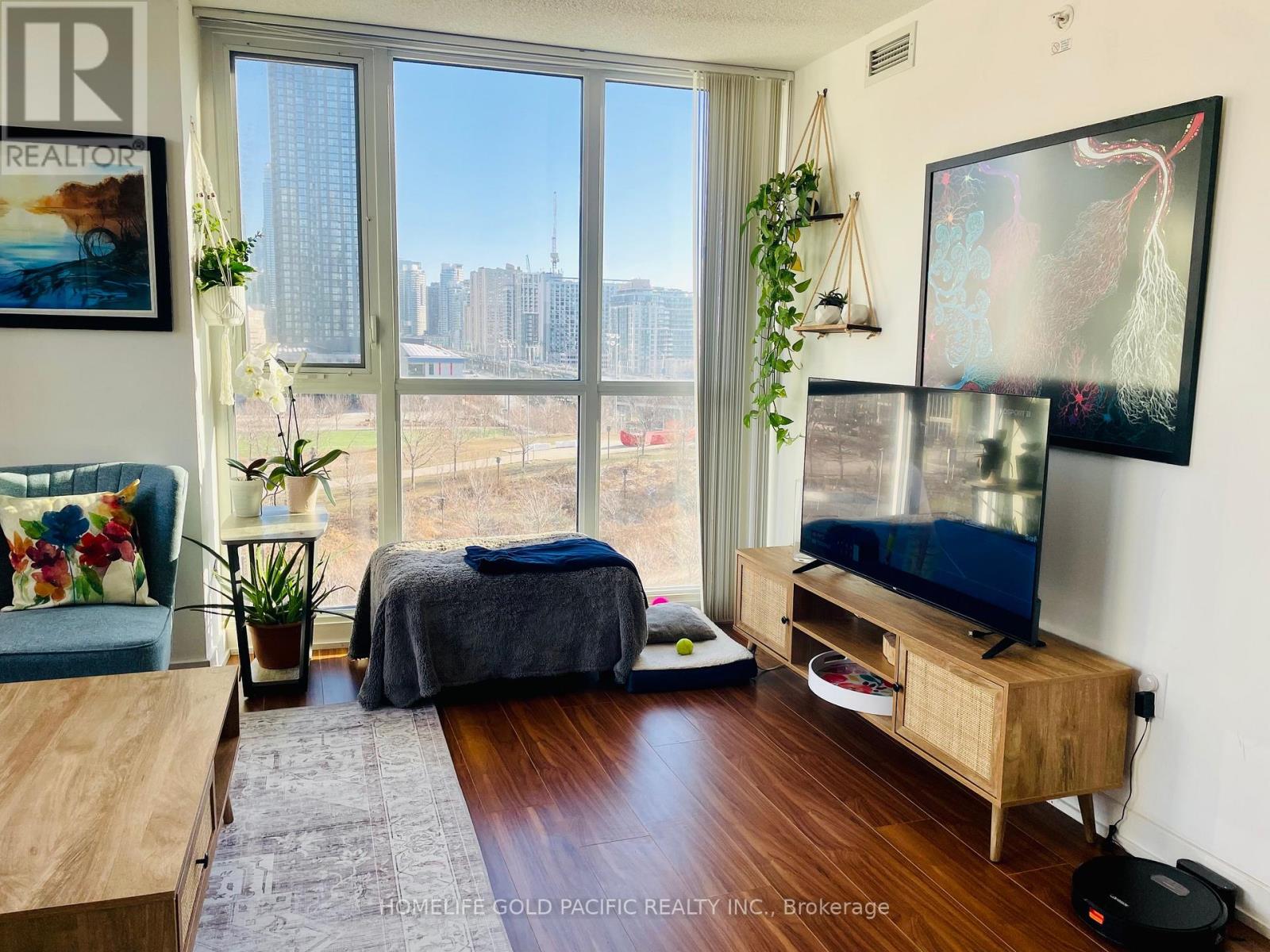 Photo 25 of 801 75 Queens Wharf Road, Toronto ON