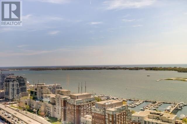 Photo 4 of 801 75 Queens Wharf Road, Toronto ON