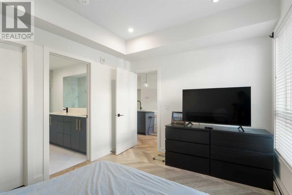 Single Family House for Sale in   Norford Avenue NW University District Calgary 