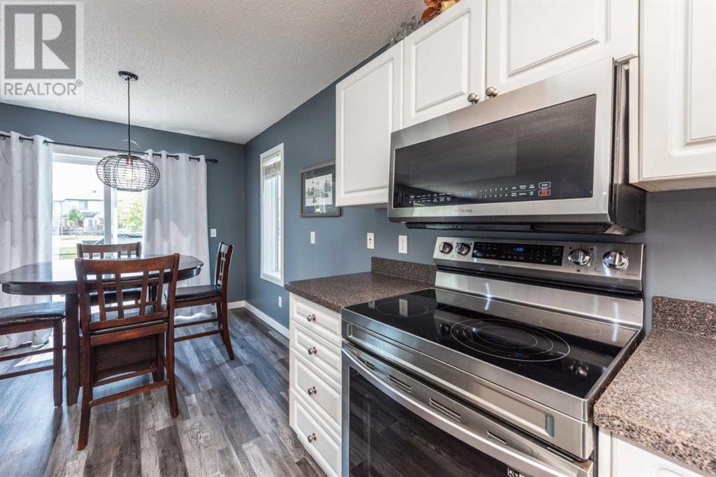Single Family House for Sale in  Everstone Rise SW Evergreen Calgary 