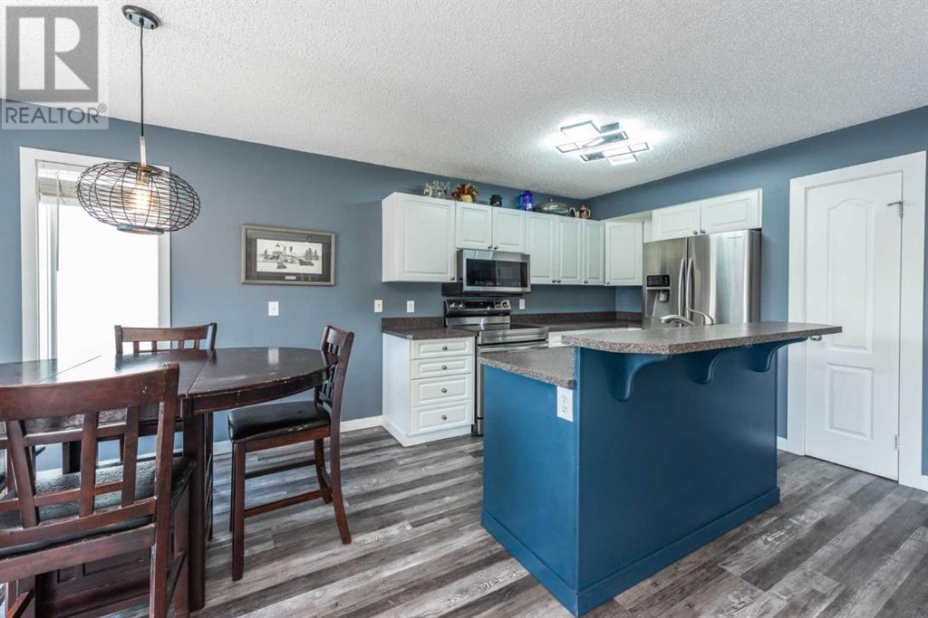 Single Family House for Sale in  Everstone Rise SW Evergreen Calgary 
