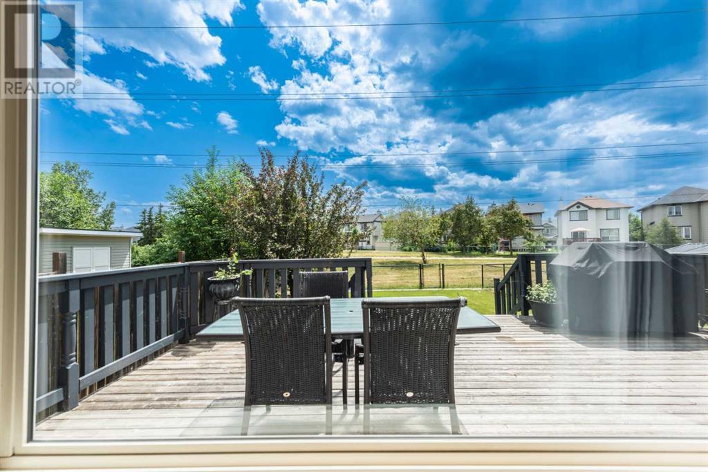 Single Family House for Sale in  Everstone Rise SW Evergreen Calgary 