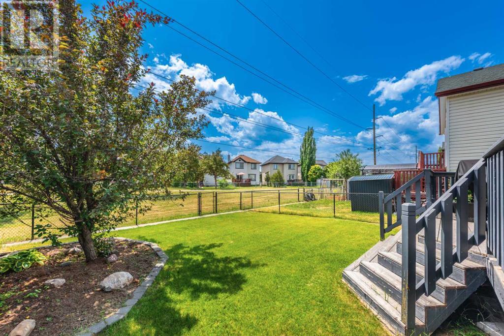 Single Family House for Sale in  Everstone Rise SW Evergreen Calgary 