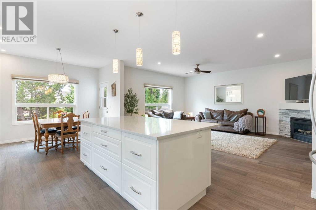 Single Family House for Sale in  Citadel Ridge Green NW Citadel Calgary 