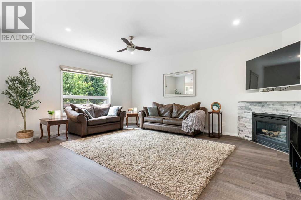 Single Family House for Sale in  Citadel Ridge Green NW Citadel Calgary 
