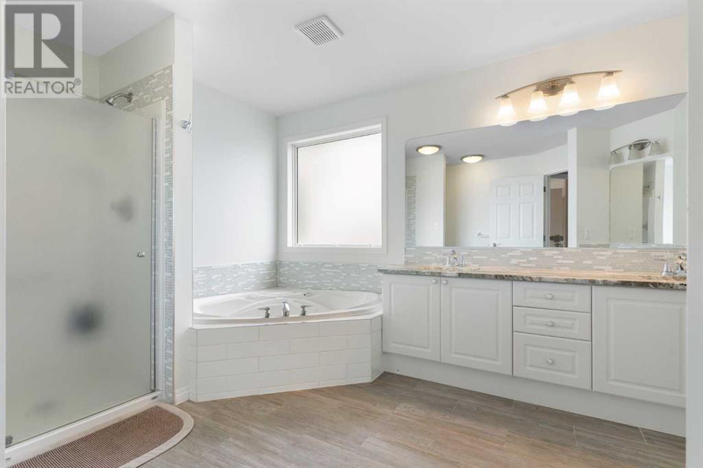 Single Family House for Sale in  Citadel Ridge Green NW Citadel Calgary 