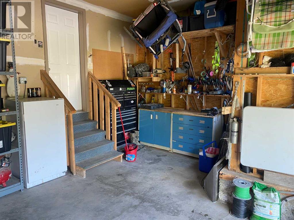 Single Family House for Sale in  Citadel Ridge Green NW Citadel Calgary 