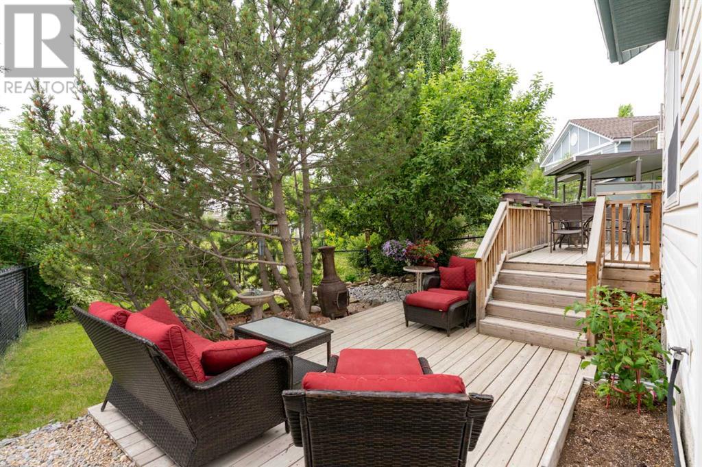 Single Family House for Sale in  Citadel Ridge Green NW Citadel Calgary 