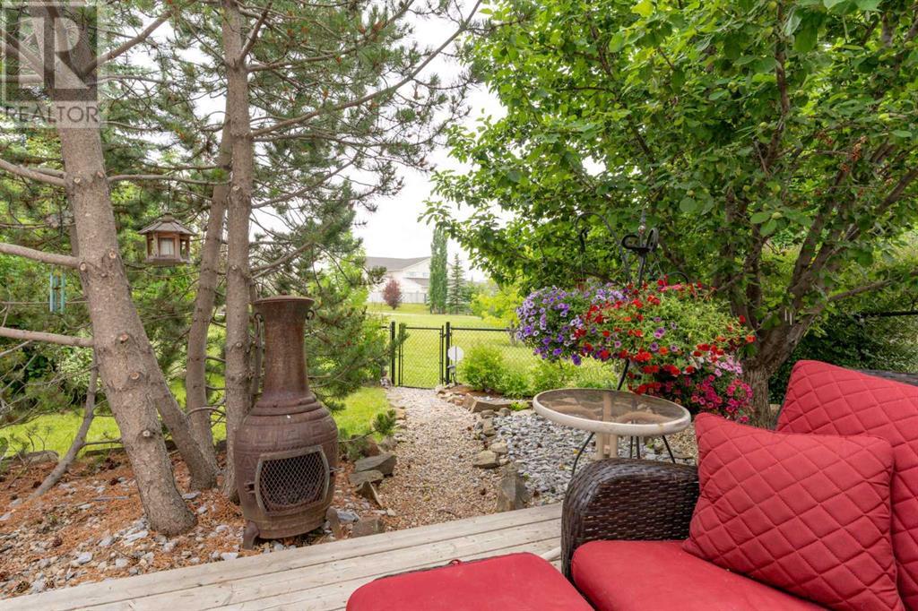 Single Family House for Sale in  Citadel Ridge Green NW Citadel Calgary 