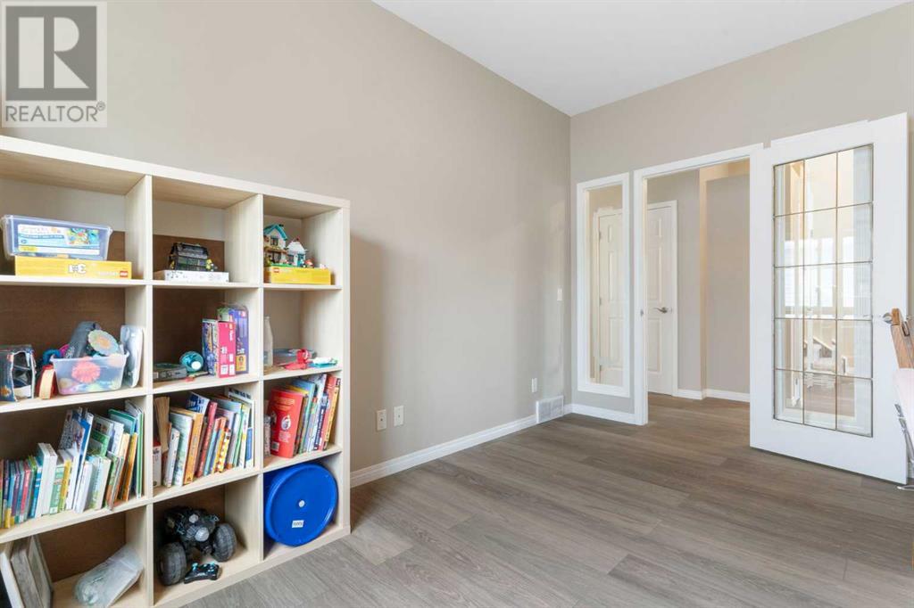 Single Family House for Sale in  Citadel Ridge Green NW Citadel Calgary 