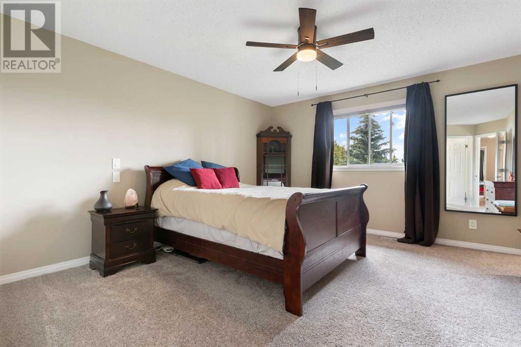 Single Family House for Sale in  Citadel Ridge Green NW Citadel Calgary 