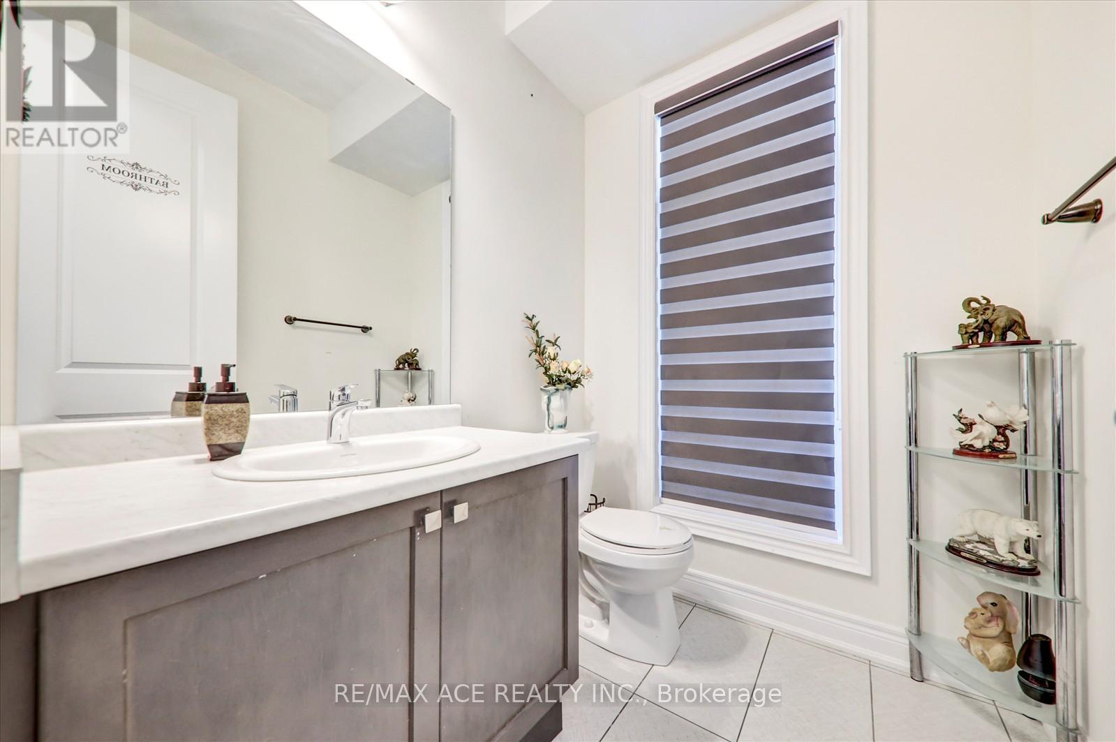 Photo 1 of 63 Wamsley Crescent, Clarington ON