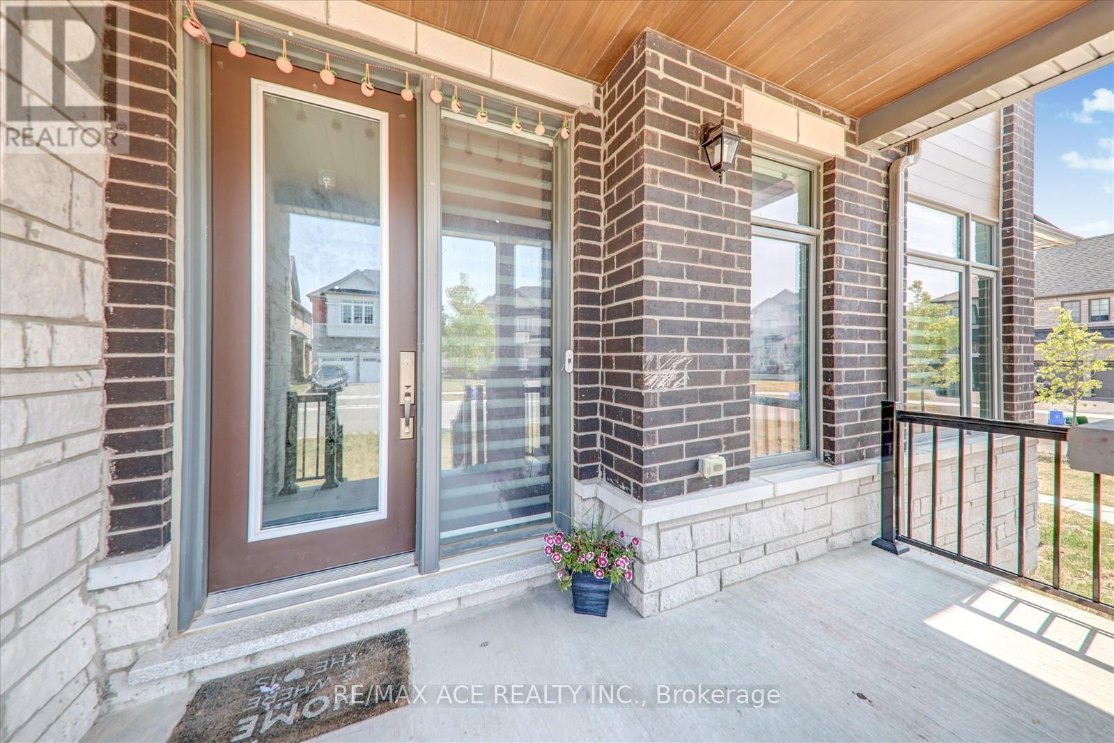 Photo 39 of 63 Wamsley Crescent, Clarington ON