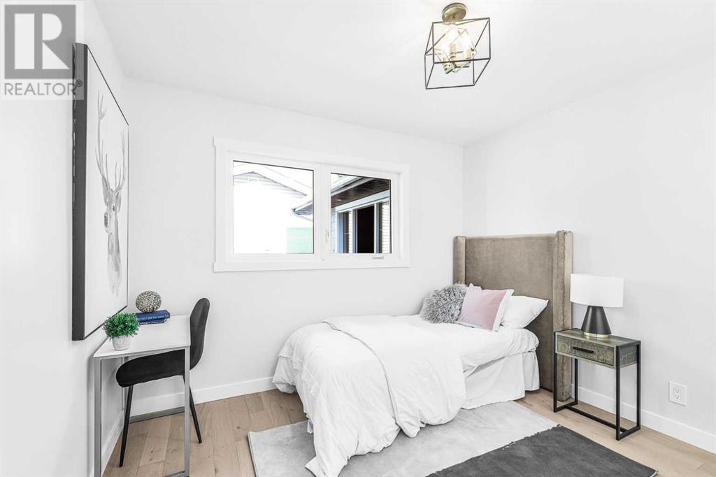 Single Family House Bungalow for Sale in  Oakmoor Way SW Cedarbrae Calgary 