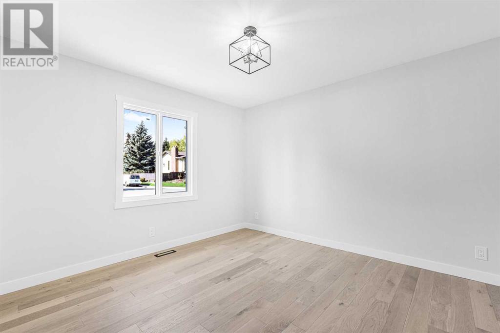 Single Family House Bungalow for Sale in  Oakmoor Way SW Cedarbrae Calgary 