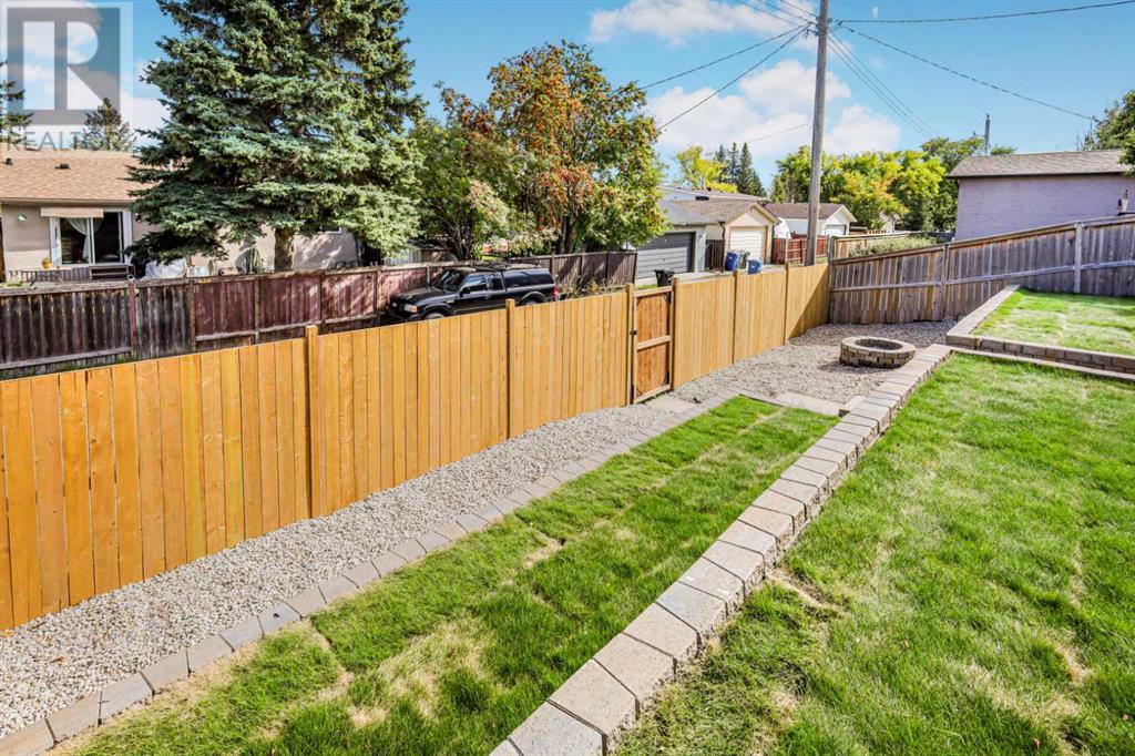 Single Family House Bungalow for Sale in  Oakmoor Way SW Cedarbrae Calgary 