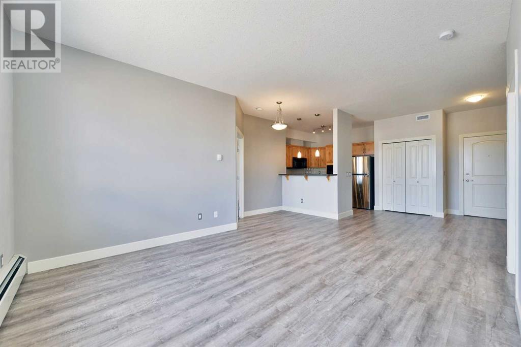Single Family House for Sale in   Val Gardena View SW Springbank Hill Calgary 