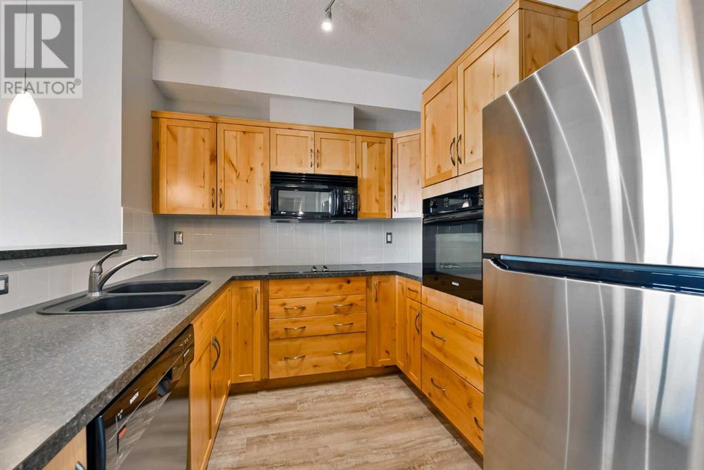 Single Family House for Sale in   Val Gardena View SW Springbank Hill Calgary 