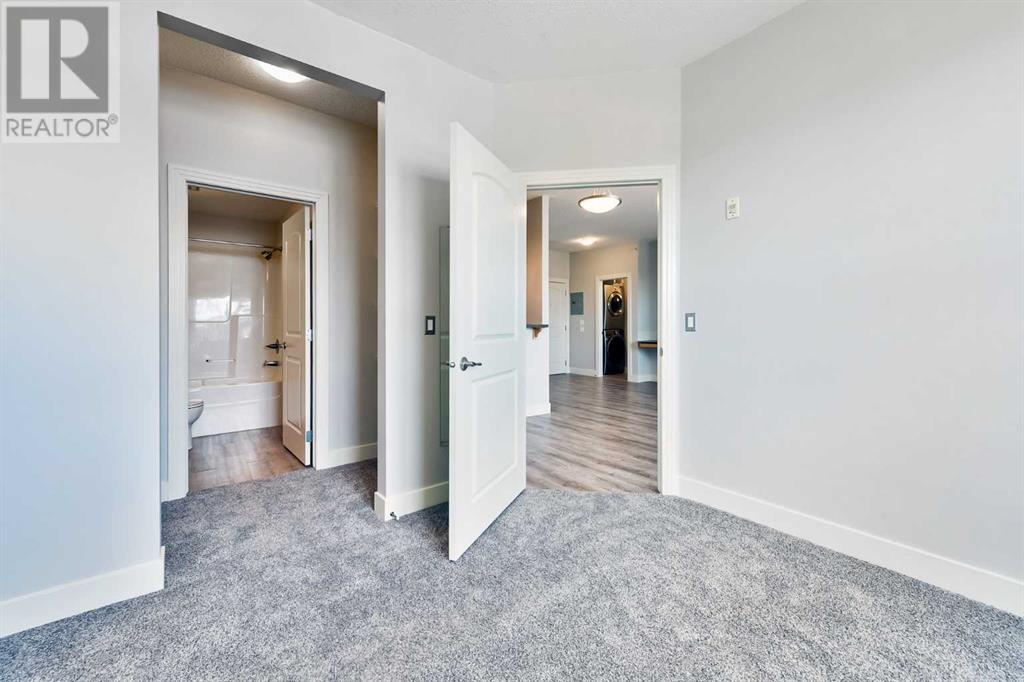 Single Family House for Sale in   Val Gardena View SW Springbank Hill Calgary 
