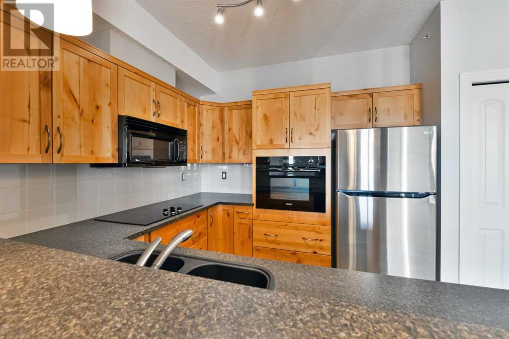Single Family House for Sale in   Val Gardena View SW Springbank Hill Calgary 