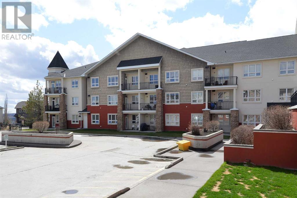 Single Family House for Sale in   Val Gardena View SW Springbank Hill Calgary 