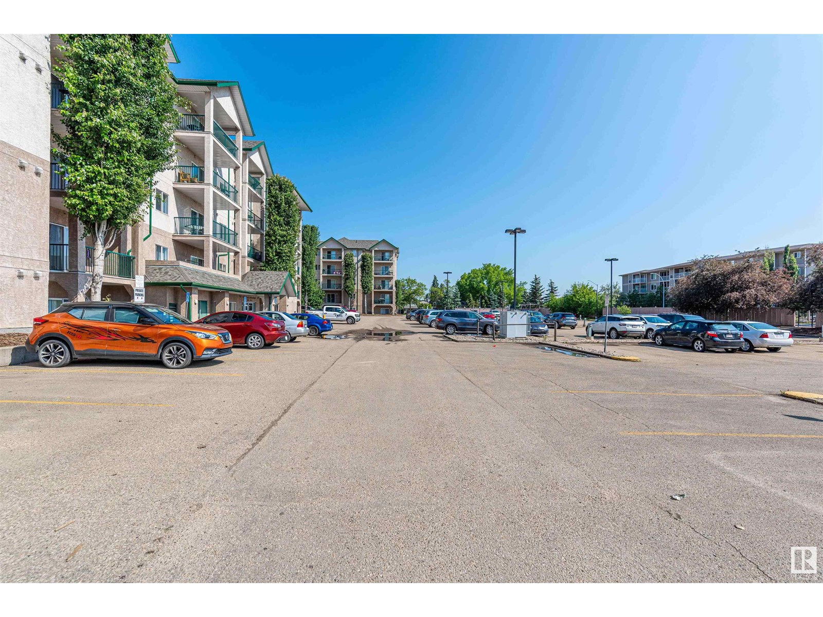 Photo 41 of 531 11325 83 St Nw, Edmonton AB