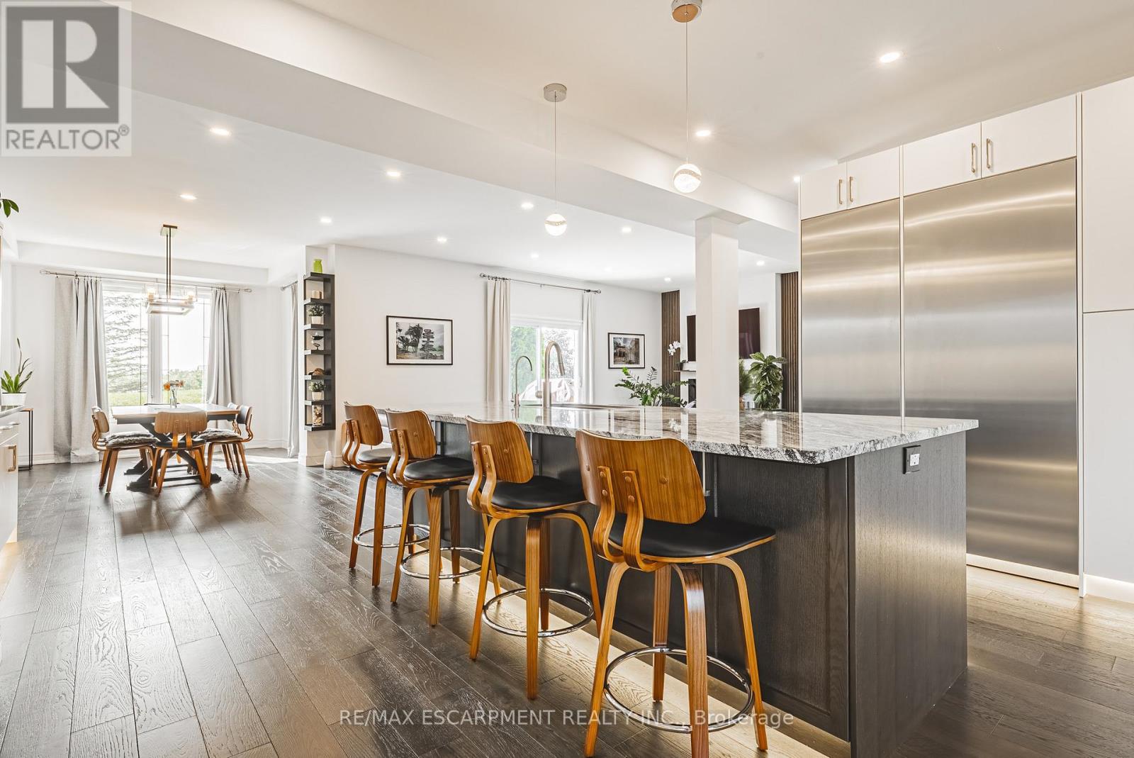 Photo 10 of 6380 Westbrook Road, Hamilton ON
