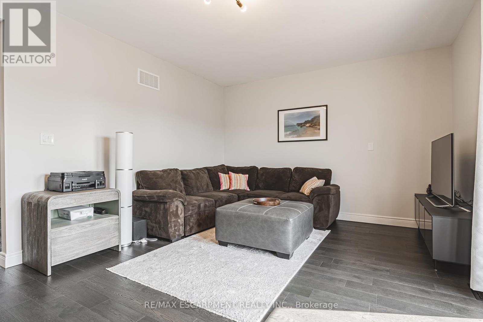 Photo 23 of 6380 Westbrook Road, Hamilton ON