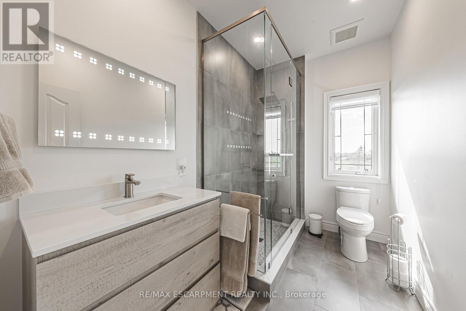 Photo 33 of 6380 Westbrook Road, Hamilton ON