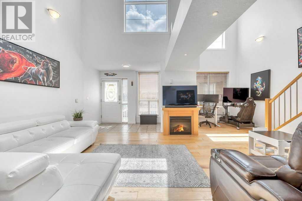 Single Family House Multi-level for Sale in    Avenue SW Sunalta Calgary 