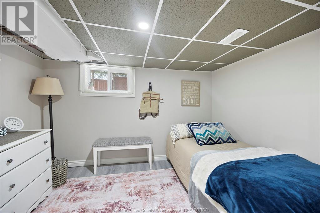 Photo 23 of 860 Ford Boulevard, Windsor ON