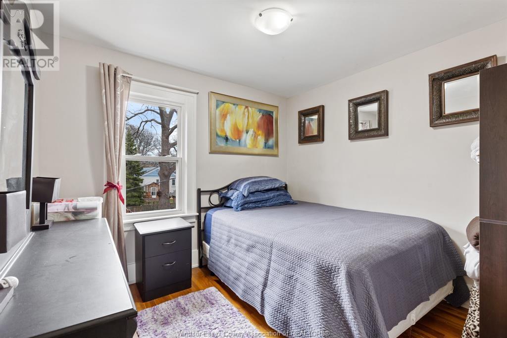 Photo 18 of 860 Ford Boulevard, Windsor ON