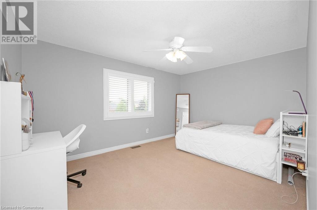 Photo 21 of 5 Dunrobin Drive, Caledonia ON